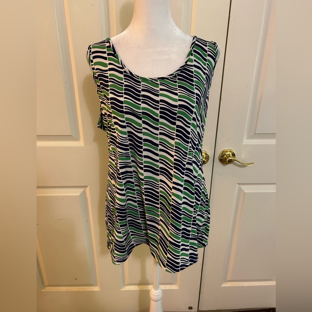 Banana Republic diagonal print tank top, Large